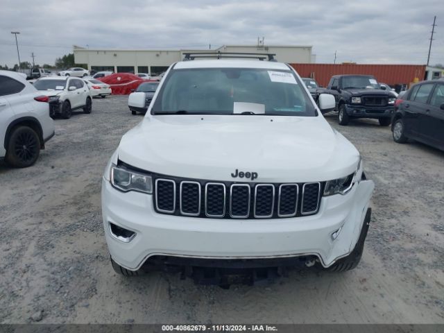 1C4RJFAG9JC191453 Jeep Grand Cherokee Laredo E 4x4