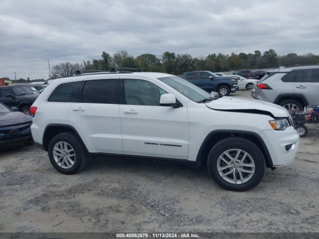 1C4RJFAG9JC191453 Jeep Grand Cherokee Laredo E 4x4