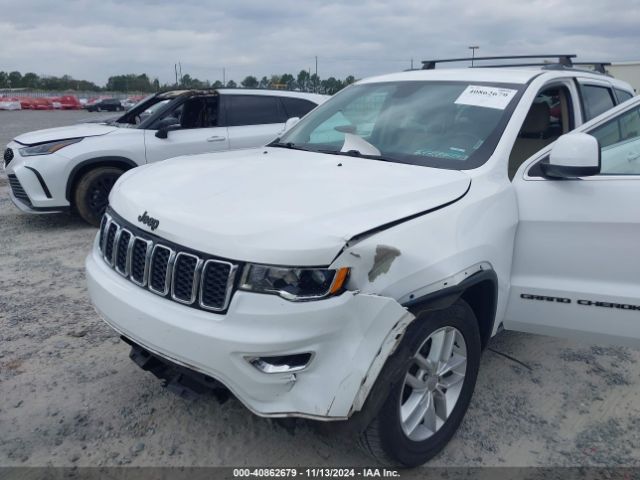 1C4RJFAG9JC191453 Jeep Grand Cherokee Laredo E 4x4