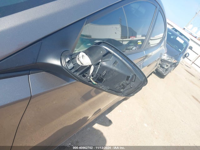 Hyundai ELANTRA SE 2015 5NPDH4AE0FH556364 Image 17
