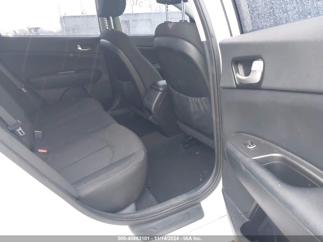 KNAGT4L31G5073195 KIA Optima Lx