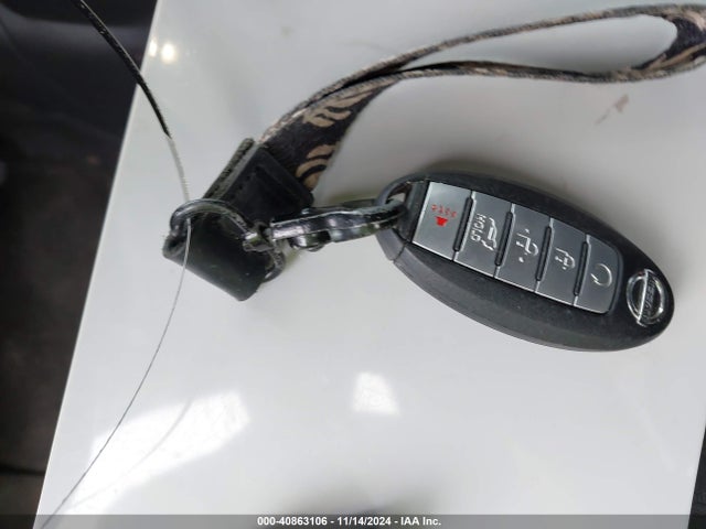 Nissan ROGUE SV 2018 5N1AT2MTXJC833456 Image 11