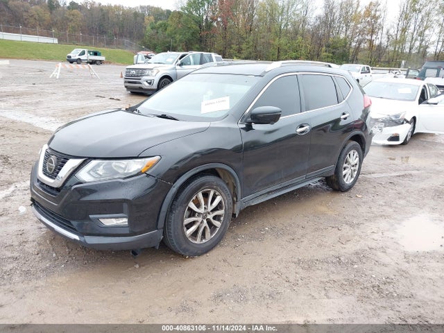 Nissan ROGUE SV 2018 5N1AT2MTXJC833456 Image 2