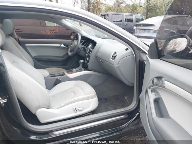 WAUCFAFR1EA054946 Audi A5 2.0t Premium