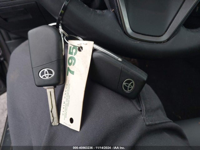 4T1G11AK1MU483509 Toyota CAMRY SE