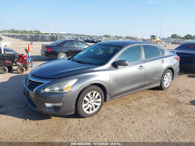 Nissan Altima 2.5 S 2014 1N4AL3AP4EN357481 Image 2