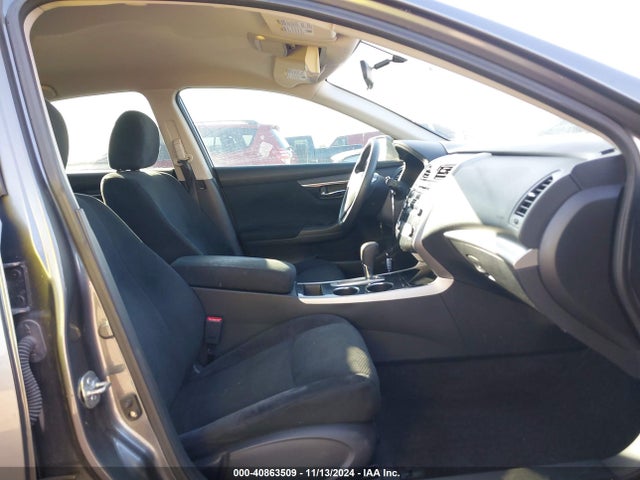 Nissan Altima 2.5 S 2014 1N4AL3AP4EN357481 Image 5