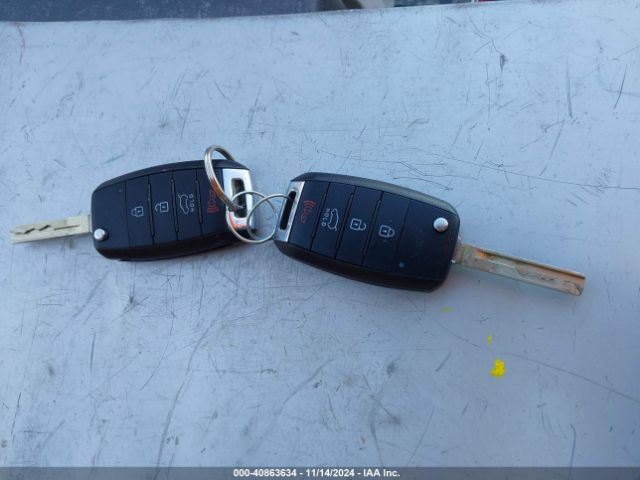 5XYPGDA36HG230934 KIA Sorento 2.4l Lx