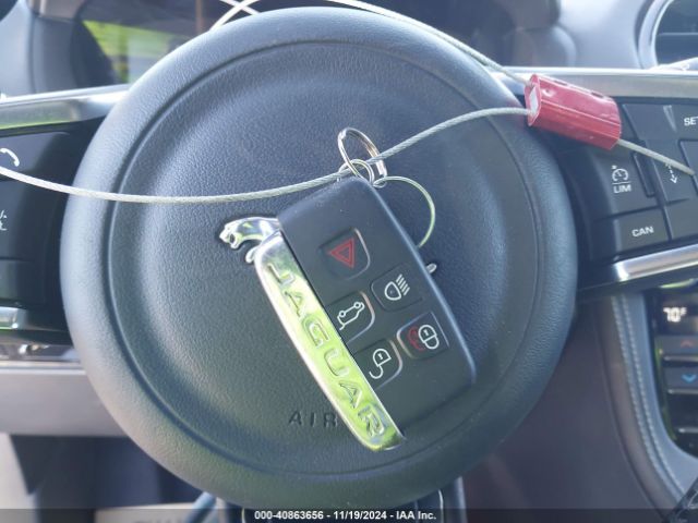 2017 JAGUAR F-PACE SADCM2BV0HA889950 Photo 10