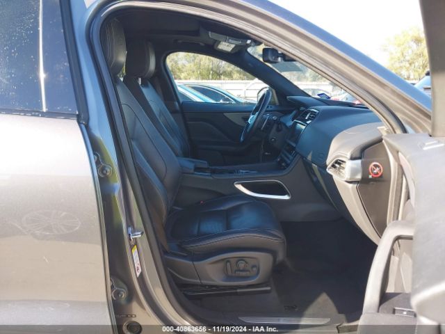 2017 JAGUAR F-PACE SADCM2BV0HA889950 Photo 4