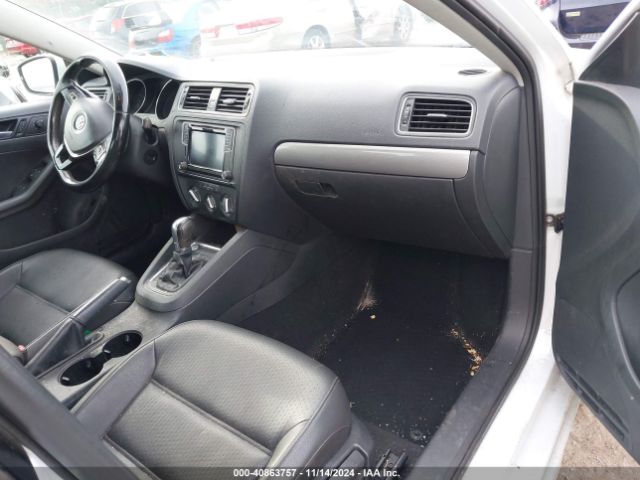 3VWDB7AJ3HM266842 Volkswagen Jetta 1.4t Se