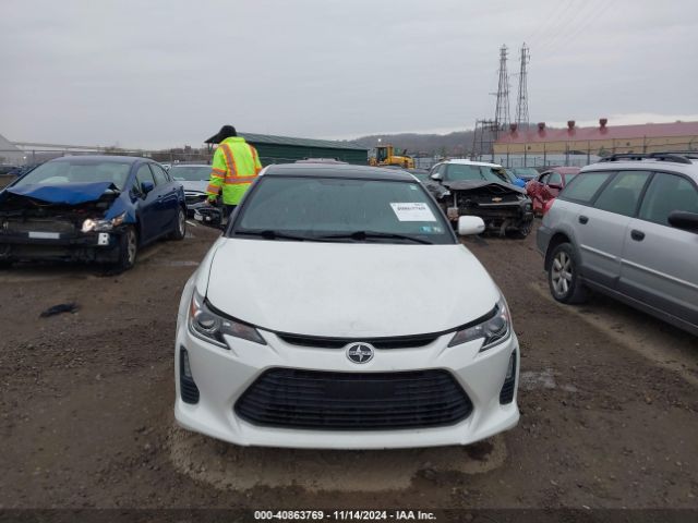 JTKJF5C74GJ019186 Scion TC
