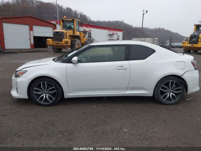 JTKJF5C74GJ019186 Scion TC