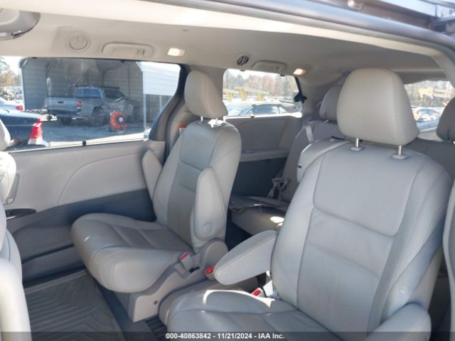 5TDYK3DC2GS699545 Toyota Sienna Xle 8 Passenger