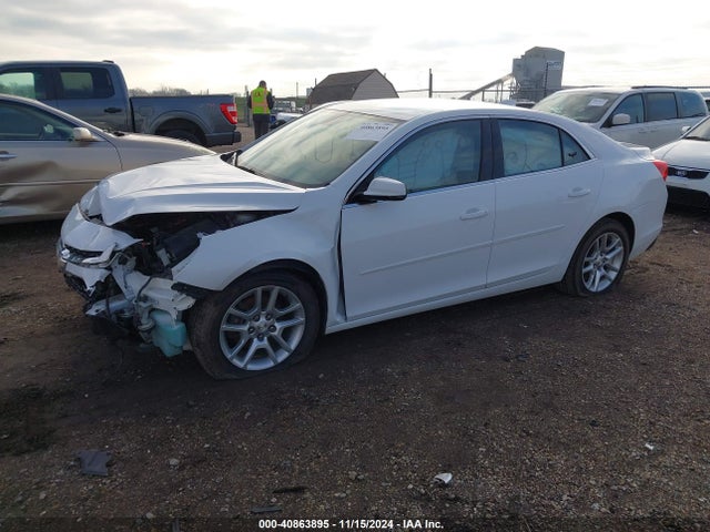 Chevrolet MALIBU 1LT 2015 1G11C5SL7FF326750 Image 2