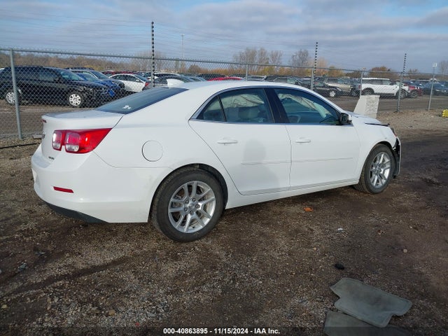Chevrolet MALIBU 1LT 2015 1G11C5SL7FF326750 Image 4
