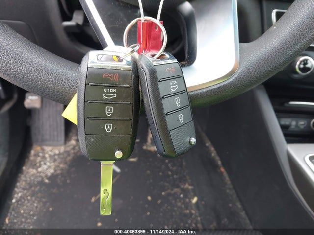 5XXGT4L35KG339342 KIA Optima Lx