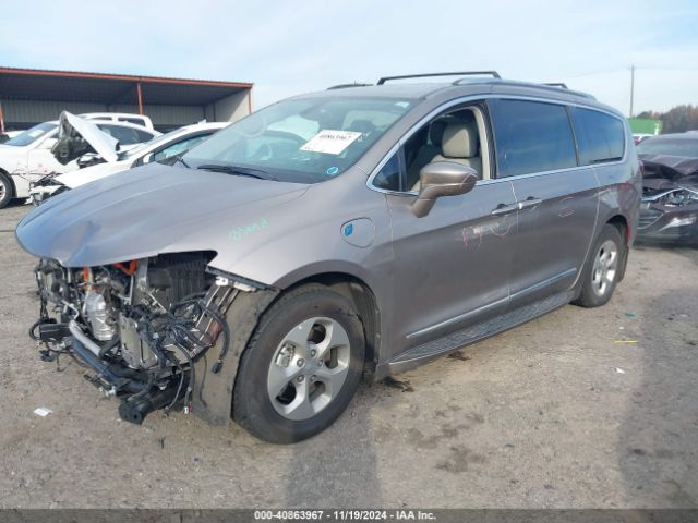 2C4RC1L79JR124904 Chrysler Pacifica Hybrid Touring L