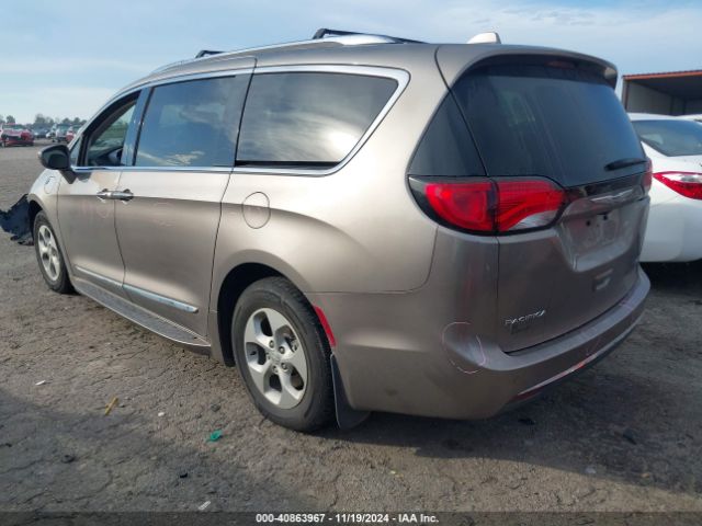 2C4RC1L79JR124904 Chrysler Pacifica Hybrid Touring L