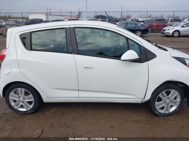 Chevrolet Spark 1lt Cvt 2015 KL8CD6S98FC726351 Image 13