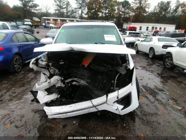1FMJK1HT8JEA35632 Ford Expedition Max Xlt