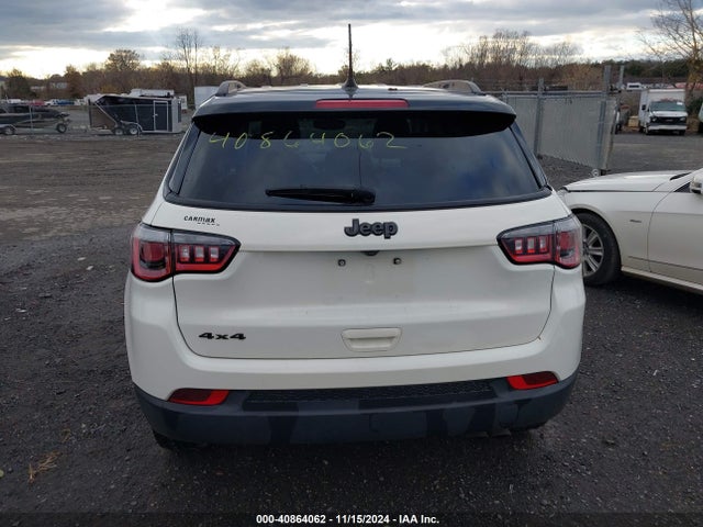 3C4NJDBB8JT432574 Jeep Compass Altitude 4x4