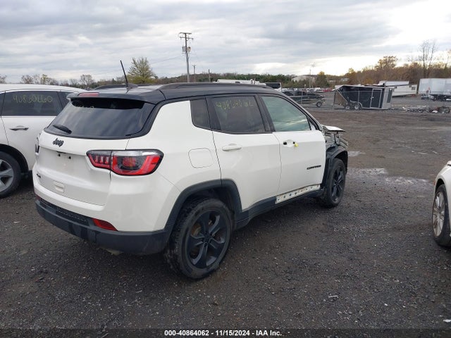 3C4NJDBB8JT432574 Jeep Compass Altitude 4x4