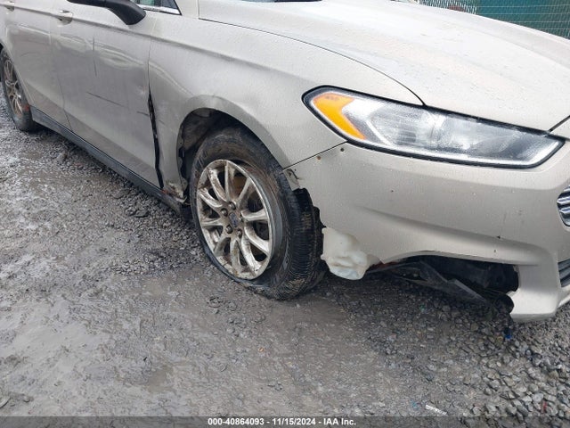 3FA6P0G78FR158996 Ford FUSION S