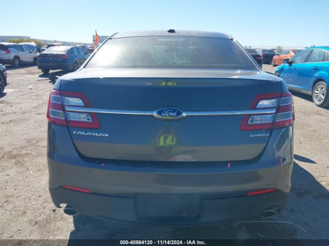 1FAHP2D87JG138787 Ford TAURUS SE