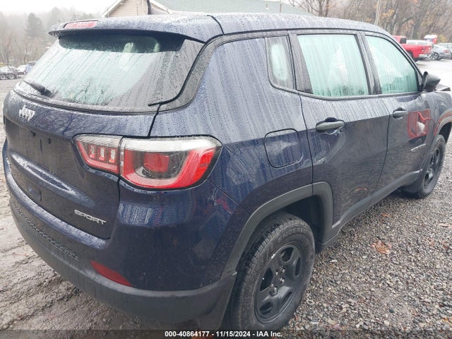 3C4NJDAB5JT492068 Jeep Compass Sport 4x4