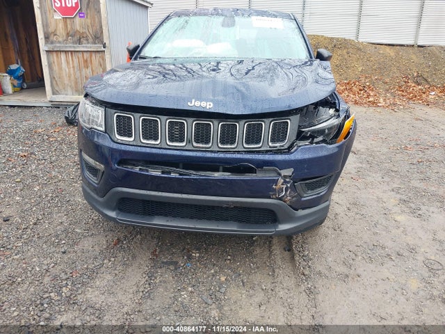 3C4NJDAB5JT492068 Jeep Compass Sport 4x4