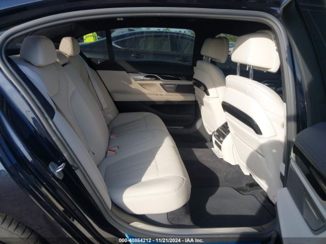 WBA7T2C09MCE62817 BMW 740I