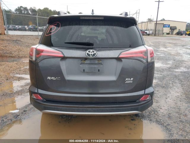 JTMRFREV0JJ749228 Toyota Rav4 Adventure/xle