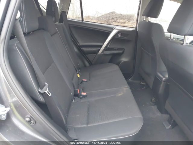 JTMRFREV0JJ749228 Toyota Rav4 Adventure/xle