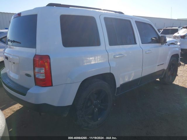1C4NJPBA6FD171533 Jeep Patriot Altitude Edition