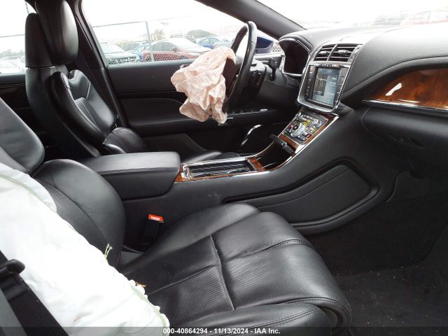 1LN6L9NP7L5600576 Lincoln Continental Reserve