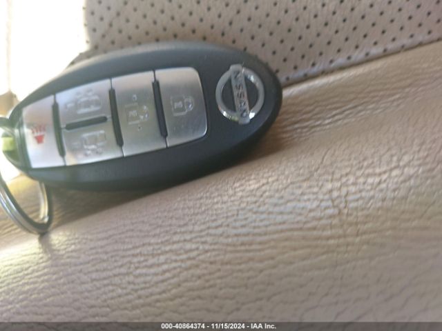 JN8AE2KP5E9102266 Nissan Quest Sv