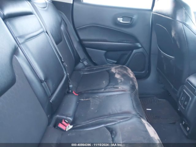 3C4NJCBB8JT108616 Jeep Compass Latitude Fwd