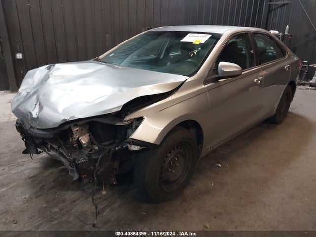 Toyota CAMRY LE 2015 4T1BF1FK3FU992833 Image 2