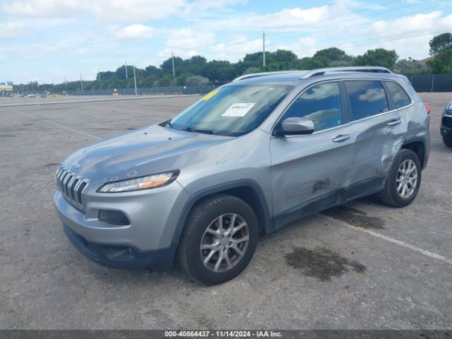 1C4PJMCBXHW565218 Jeep Cherokee Latitude 4x4