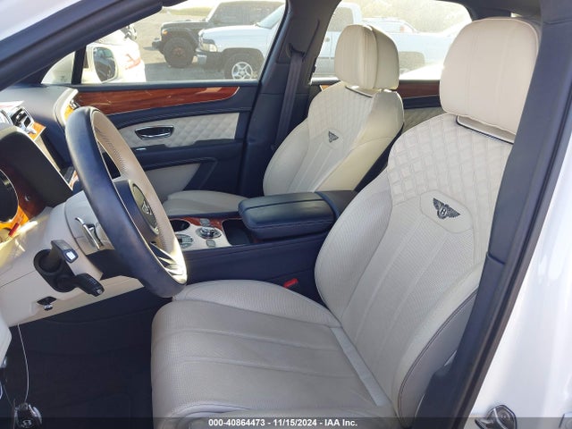 Bentley Bentayga First Edition/v8 2021 SJAAM2ZV4MC033687 Image 14
