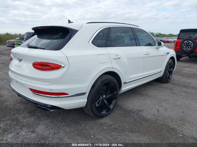 Bentley Bentayga First Edition/v8 2021 SJAAM2ZV4MC033687 Image 4