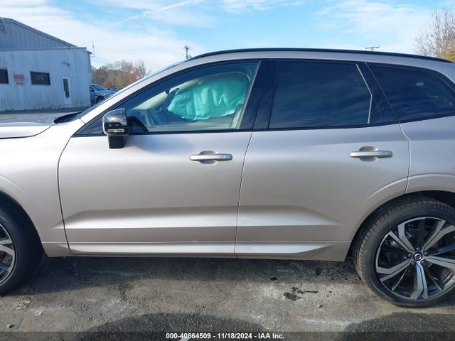 YV4M12RM1S1048584 Volvo Xc60 B5 Ultra