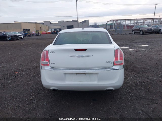 Chrysler 300C 2014 2C3CCAKTXEH315963 Image 16