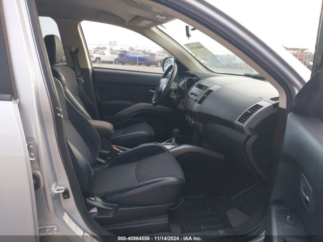 2013 MITSUBISHI OUTLANDER JA4JT3AW1DU019682 Photo 4