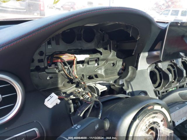 2019 MERCEDES-BENZ AMG C 63 WDDWJ8HB6KF846103 Photo 6