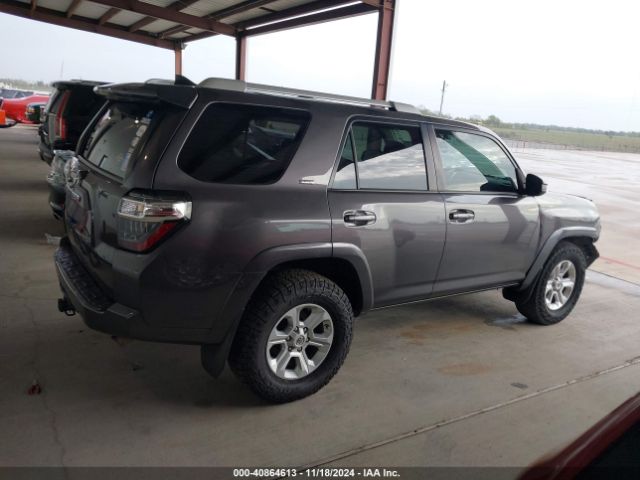 JTEZU5JR7J5173472 Toyota 4RUNNER SR5