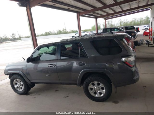 JTEZU5JR7J5173472 Toyota 4RUNNER SR5