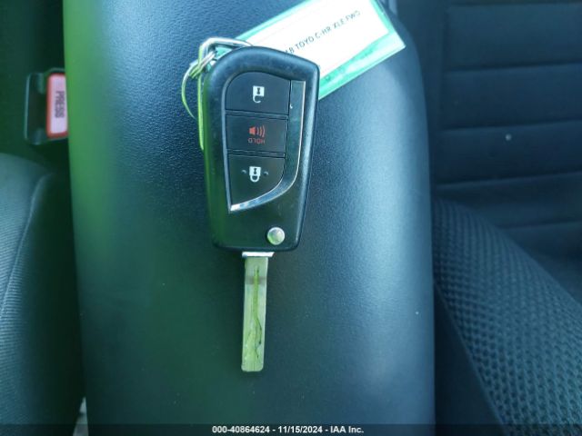NMTKHMBX3JR004902 Toyota C-HR XLE