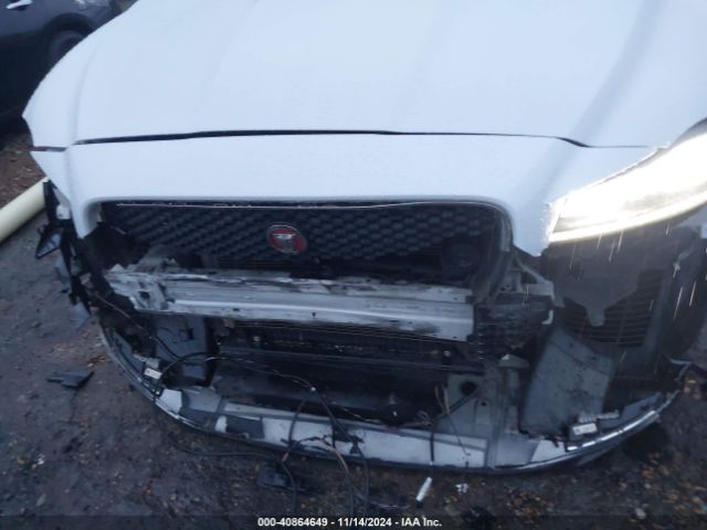 2018 JAGUAR F-PACE SADCN2EV0JA241264 Photo 5